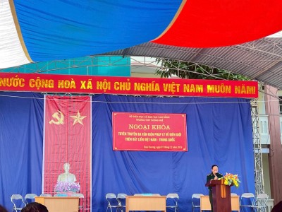 "Trường THPT  Thông Huề và đồn biên phòng Ngọc Chung tổ chức ngoại khóa giáo dục biên giới - bảo vệ chủ quyền quốc gia"